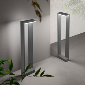 Perenz - Modello: Quad - Paletto LED da giardino a led moderno in metallo e diffusore in acrilico - Colore: Antracite - Attacco Lampadina: Led Integrato - 1 Lampadina - Watt 10W - Lumen 800 - Dimmerabile: NO - Gradi Kelvin 2200k-3000k - Grado di Protezione: IP65 - SKU: 8322ALC - Codice EAN: 8023559553812 