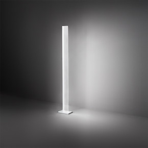 Perenz - Modello: Tape - Piantana con diffusore a led in alluminio dal design moderno - Colore: Bianco - Attacco Lampadina: Led Integrato - 1 Lampadina - Watt 35W - Lumen 2720 - Dimmerabile: SI - Gradi Kelvin 3000k-4000k-6000k - Grado di Protezione: IP20 - Classe Energetica: A+ - SKU: 6972BCT - Codice EAN: 8023559532251 