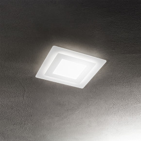 Perenz - Modello: Bend - Plafoniera grande moderna con diffusore quadrato a led e struttura in alluminio - Colore: Bianco - Attacco Lampadina: Led Integrato - 1 Lampadina - Watt 45W - Lumen 2450 - Dimmerabile: NO - Gradi Kelvin 3000k-4000k-6000k - Grado di Protezione: IP20 - Classe Energetica: A+ - SKU: 6362BCT - Codice EAN: 8023559532190 