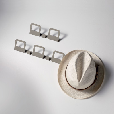  Pezzani - Modello: Hang - Appendiabiti da parete lineare in stile moderno con 4 ganci - SKU: 0/324 