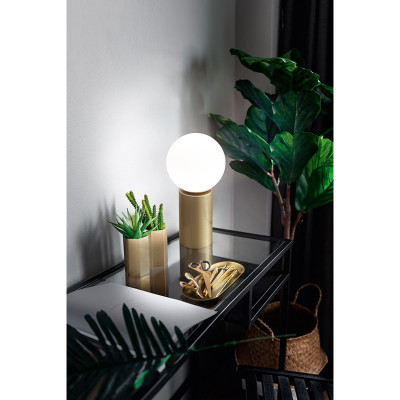  Perenz - Modello: Birillo - Lampada da comodino in metallo finitura oro spazzolato luce dimmerabile - Colore: Oro - Attacco Lampadina: G9 - 1 Lampadina - Watt 10W - Dimmerabile: SI - Grado di Protezione: IP20 - Classe Energetica: A++ - SKU: 6762OR - Codice EAN: 8023559513380 