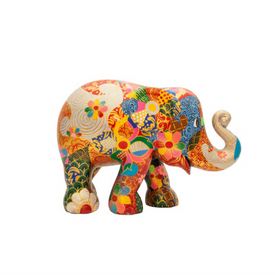  Elephant Parade - Modello: Sarong - Soprammobile Elefantino 20cm - SKU: 8858831261341 - Codice EAN: 8858831261341 