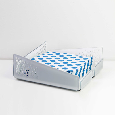  I Dettagli - Modello: Alhena - Portatovaglioli in plexiglass traforato dal design moderno ed elegante - SKU: CP821 