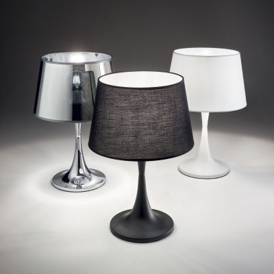  Ideal lux - Modello: London - Lampada da comodino con struttura in metallo e diffusore in lamina di pvc - Attacco Lampadina: E27 - 1 Lampadina - Watt 60W - Dimmerabile: NO - Grado di Protezione: IP20 - SKU: 11053C 