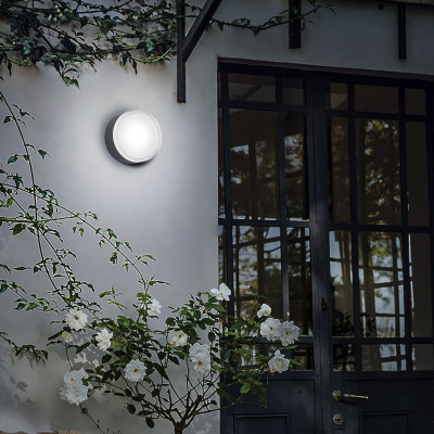  Ideal lux - Modello: Urano - Plafoniera per esterno corpo in alluminio e diffusore in acrilico - Attacco Lampadina: GX53 - 1 Lampadina - Watt 15W - Dimmerabile: NO - Grado di Protezione: IP44 - SKU: 16803P 