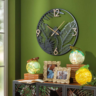  L'Oca Nera - Modello: Ethno Chic - Orologio da parete in metallo nero con foglie tropicali traforate - Colore: Nero - SKU: 1F194 
