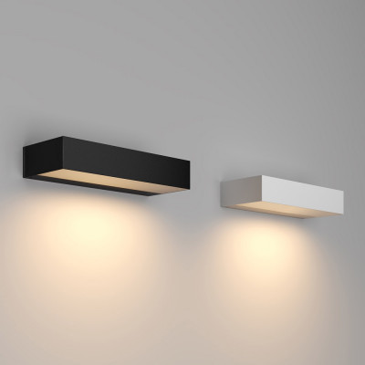  Maytoni - Modello: Lot - Applique da parete per esterno a LED base in alluminio e diffusore in acrilico - Attacco Lampadina: Led Integrato - 1 Lampadina - Watt 10W - Lumen 350 - Dimmerabile: NO - Gradi Kelvin 3000k Luce Calda - Grado di Protezione: IP65 - Classe Energetica: G - SKU: O428WL-L10 
