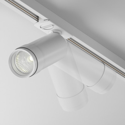  Maytoni - Modello: Focus - Faretto moderno a led dimmerabile in alluminio per sistema a binario - Colore: Bianco - Attacco Lampadina: Led Integrato - 1 Lampadina - Watt 12W - Lumen 900 - Dimmerabile: SI - Gradi Kelvin 4000k Luce Naturale - Grado di Protezione: IP20 - Classe Energetica: G - SKU: TR021-1-12B4K-Z-D-W - Codice EAN: 4099776036579 