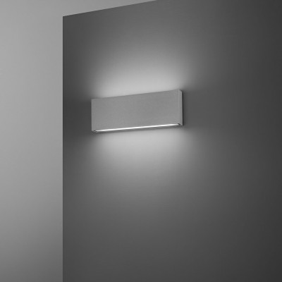  Perenz - Modello: Pocket - Applique a led da esterno grande con struttura in metallo e diffusore in vetro - Attacco Lampadina: Led Integrato - 1 Lampadina - Watt 24W - Lumen 1920 - Dimmerabile: SI - Gradi Kelvin 2700K-3000K-4000K - Grado di Protezione: IP65 - SKU: 8318 