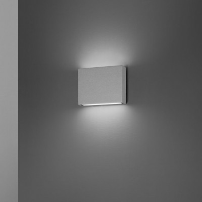  Perenz - Modello: Pocket - Applique a led da esterno piccola con struttura in metallo e diffusore in vetro - Attacco Lampadina: Led Integrato - 1 Lampadina - Watt 7W - Lumen 560 - Dimmerabile: SI - Gradi Kelvin 2700K-3000K-4000K - Grado di Protezione: IP65 - SKU: 8316 