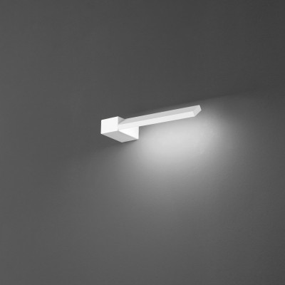  Perenz - Modello: Elle - Applique a LED da parete in metallo e diffusore in acrilico orientabile - Attacco Lampadina: Led Integrato - 1 Lampadina - Watt 14W - Lumen 1120 - Dimmerabile: SI - Gradi Kelvin 3000k-4000k-6000k - Grado di Protezione: IP20 - SKU: 8228 