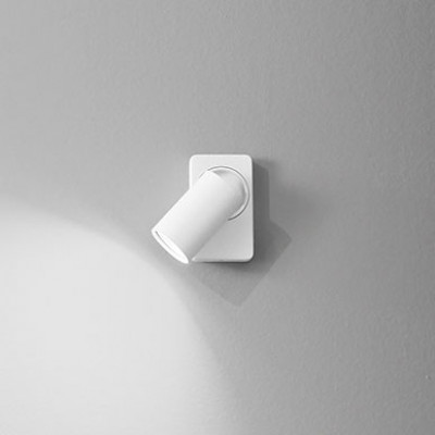  Perenz - Modello: Oddy - Applique da parete in alluminio con faretto orientabile rotondo - Attacco Lampadina: GU10 - 1 Lampadina - Watt 50W - Dimmerabile: NO - Grado di Protezione: IP20 - SKU: 8174 