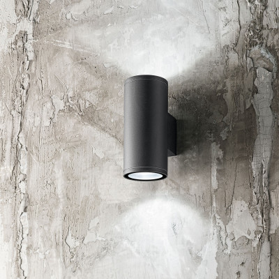  Perenz - Modello: Quarondo - Applique da parete per esterni in metallo biemissione - Attacco Lampadina: GU10 - 2 Lampadine - Watt 35W - Dimmerabile: NO - Grado di Protezione: IP65 - SKU: 6531 