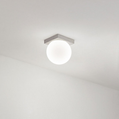  Perenz - Modello: Dot - Plafoniera da soffitto moderna in metallo e diffusore a boccia in vetro - Attacco Lampadina: Led Integrato - 1 Lampadina - Watt 8W - Lumen 856 - Dimmerabile: NO - Gradi Kelvin 3000k Luce Calda - Grado di Protezione: IP20 - SKU: 8376 