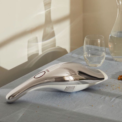  Alessi - Design By: Stefano Giovannoni - Miniaspirapolvere elettrica - Colore: Bianco - SKU: SG67W - Codice EAN: 8003299908493 