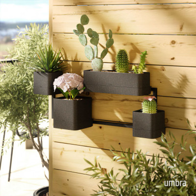  Umbra - Modello: Cubiko - Vaso per fiori e piante - Colore: Nero - SKU: 1018767-040 - Codice EAN: 028295391344 
