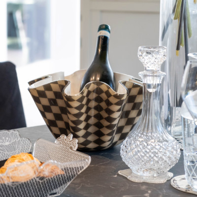  Vesta - Modello: Soft - Portabottiglia/Centrotavola moderno piccolo in plexiglass decoro Foulard - SKU: 09107D47 - Codice EAN: 8059692104611 