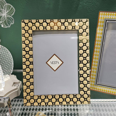 Vesta - Modello: Easy Chic - Portafoto medio in plexiglass dal design moderno ed elegante - Foto 13x18 - SKU: 83724 
