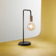 Lampada da tavolo in metallo verniciato con interruttore stile minimal