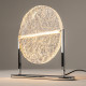 Lampada da tavolo con base in metallo e diffusore in acrilico a led dimmerabile
